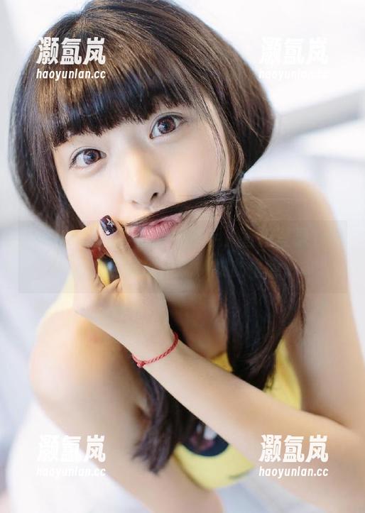 甚至都懒得洗手，直接登录166su，边吃瓜边刷，如此惬意。