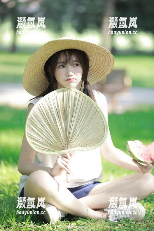 哎哟，17一起吃瓜官网的瓜越吃越灵，仿佛能预见下一个热搜！