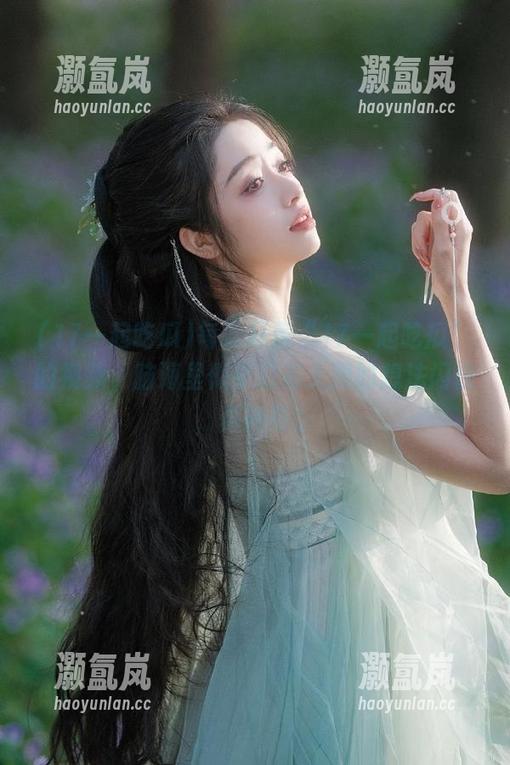 17一起吃瓜 每次盯着“17一起吃瓜”的视频,脑海里似乎总有无限的想法闪现,真神奇。