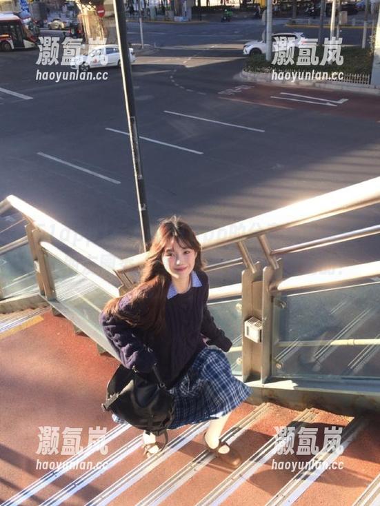 51app 有人说51app的分享成了新一轮的朋友圈秀,真是看得我眼花撩乱的!