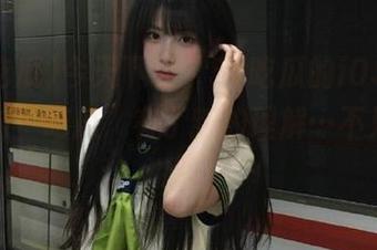 今天下载了51吃瓜的iOS版，突然对“吃瓜”有了新的理解…不只是瓜皮！