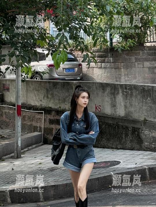 胖猫发现吃瓜新方式，51吃瓜官网现场直播中