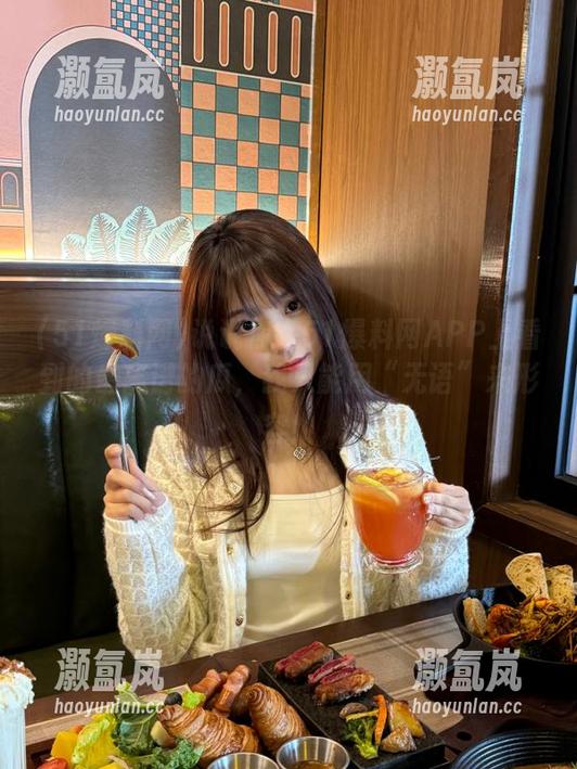 说说你在51爆料网APP上看到的最离谱的瓜，我只能用“无语”来形容！