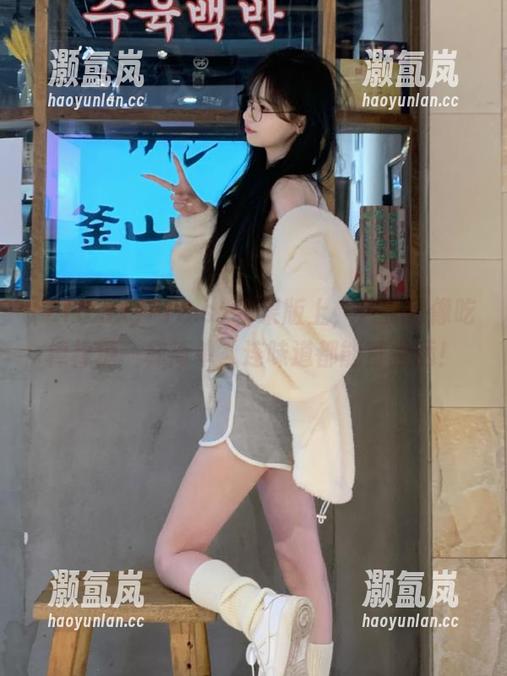 718.sx 718.sx苹果版上,八卦就像吃棒棒糖一样简单,连味道都能直接舔!