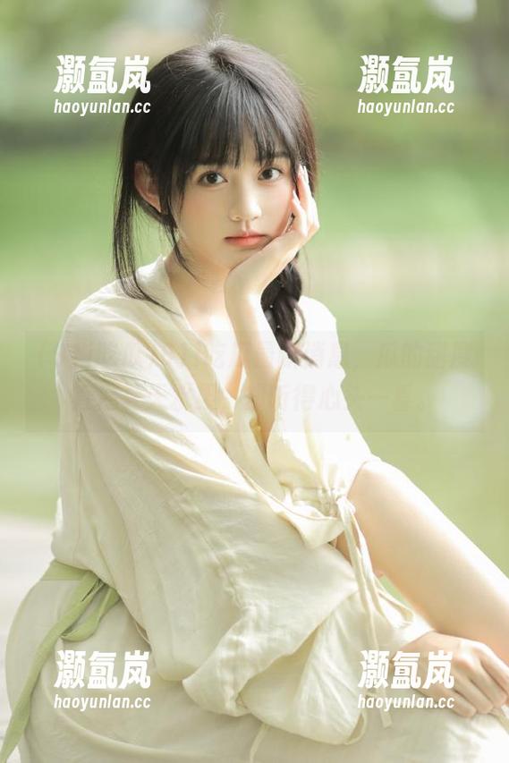 91i吃瓜 91i吃瓜最新消息,瓜的甜度直逼夏天水果,却听得心头一喜。