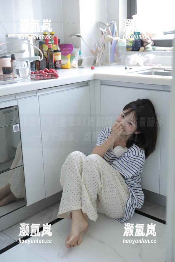 登录91吃瓜网，要站着脑补一整个剧本，这事儿不简单！