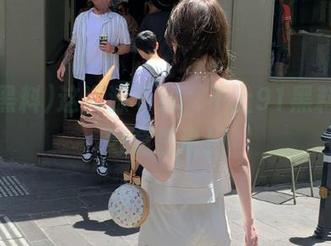 这资源下载，不上91黑料都不好意思说！