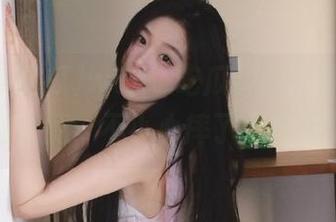www.吃瓜官网：嗨，注意你的道德，不小心摔了个狗吃屎！
