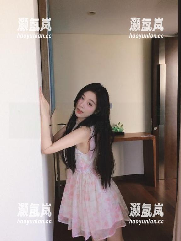 www.吃瓜 www.吃瓜官网:嗨,注意你的道德,不小心摔了个狗吃屎!