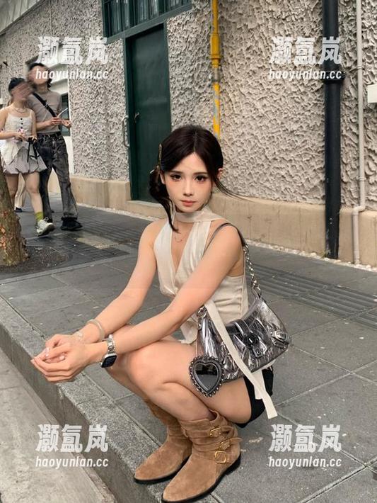 冲哥黑料 在冲哥黑料登录后,每天都能收获“全国网红的真面目”!