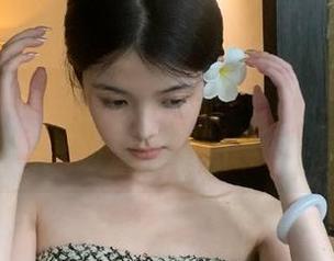 吃瓜tvapp，看着别人的纷争，内心却是神秘的平静。