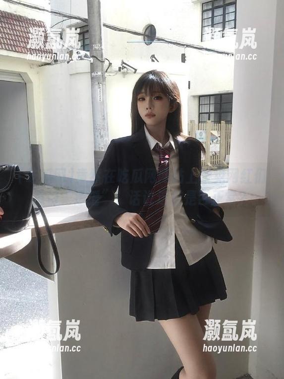 吃瓜网 竟然在吃瓜网网站上看见网红们练习“造谣”!话说这样是否正常?