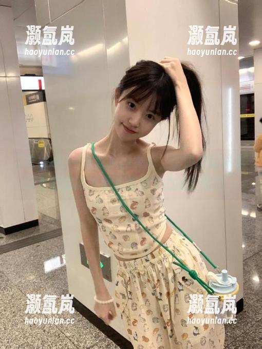 一波吃瓜网更新，朝阳升起，吃瓜者们的眼神里藏着摄人心魄的期待。