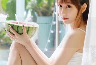 吃瓜网t7wcc官网：吃瓜前必看，别让心水的瓜掉了！