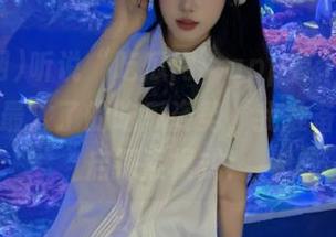 听说“吃瓜网”app有个链接藏着全网最火了的吃瓜姿势，我准备立马开启探索模式！