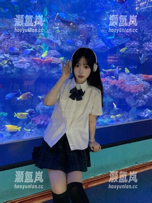 听说“吃瓜网”app有个链接藏着全网最火了的吃瓜姿势，我准备立马开启探索模式！