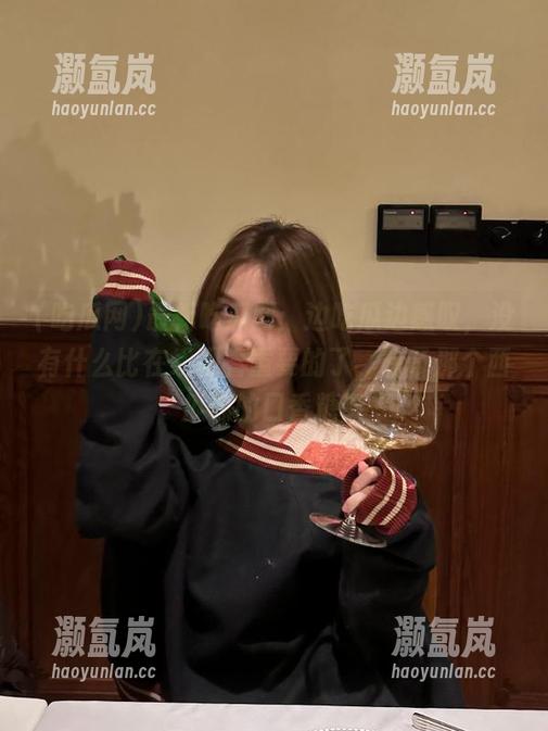 吃瓜网 最新吃瓜网:边吃瓜边感叹,没有什么比在线观看重要的了,除了那个西瓜味的口香糖!