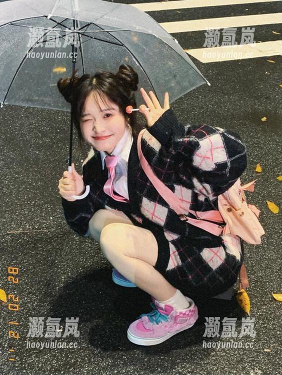 扒哥黑料 喂!俺去扒些别人的黑料,免费的扒哥黑料app来帮忙!