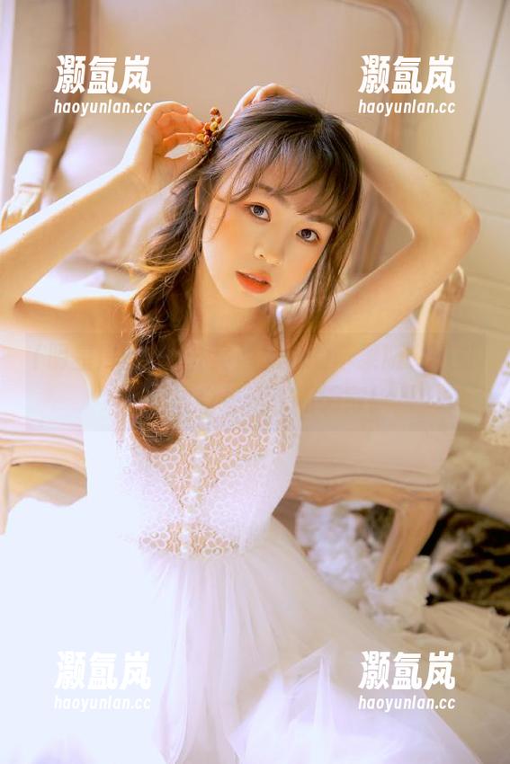 翻开奖励满满的苹果版，八卦明星黑料更是乐趣无穷！