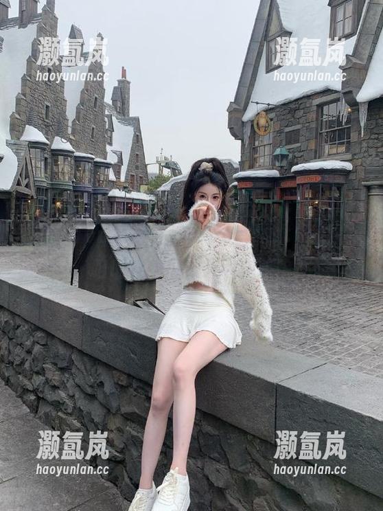 跟着黑料app官网的“线路”，咱们一路瓜行天下，哈哈！