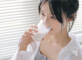 黑料不打烊so的永久入口，随时随地开启你的好奇宝箱！