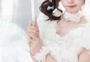 调皮的正能量总在黑料不打烊的视频里偷懒