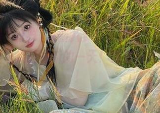 最新八卦头条来袭，黑料不打烊又是疯狂更新的一天！我准备好零食了！