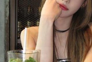 黑料冲哥直达了，真是一个脑洞大开的域名！
