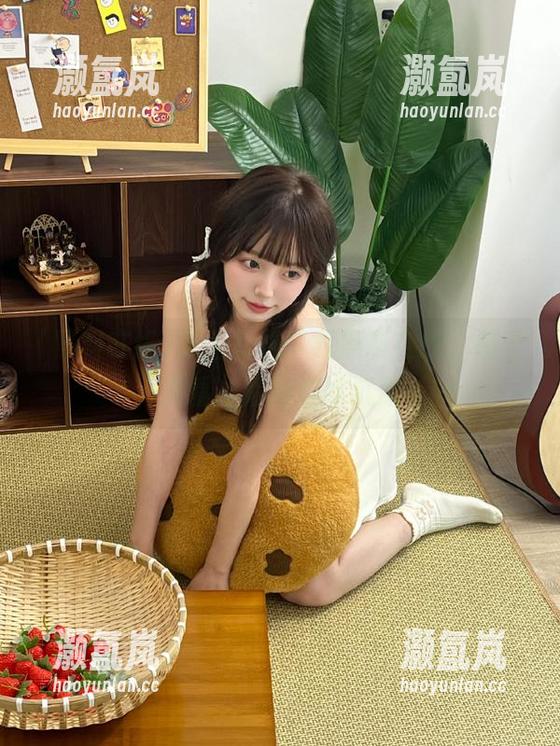 黑料在线 戴上耳机下载黑料在线,感受“观看”后的尴尬沉默。