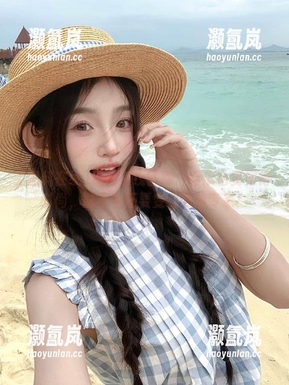 黑料在线官网：看瓜也要穿得时尚，时不时还要变身吃瓜专家！