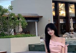每次黑料社网页在线更新，总给我带来一丝期待，仿佛有个隐秘花园等我去探险。