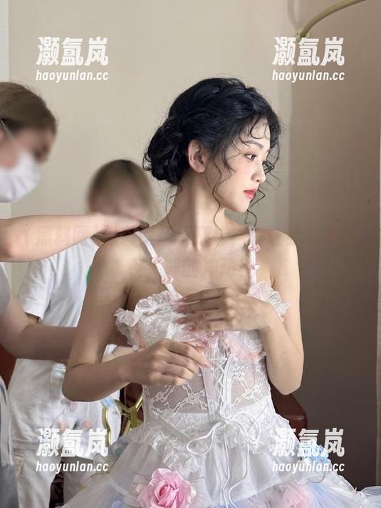 黑料网 黑料网站不打烊,真让我有种深夜买醉的冲动!